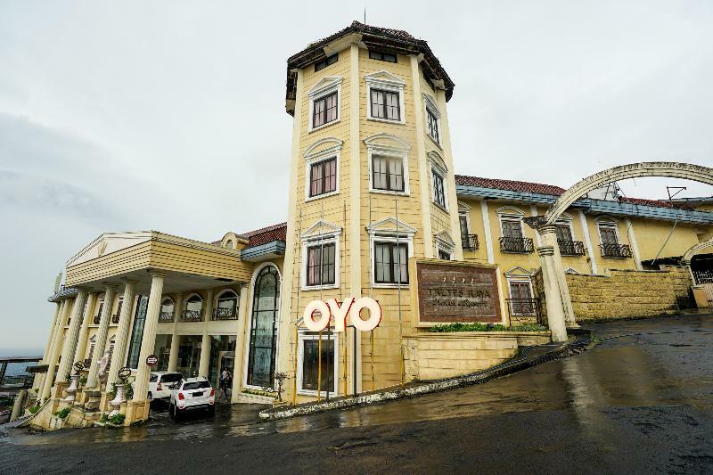 Oyo 395 Tretes Raya Hotel Prigen Eksteriør billede